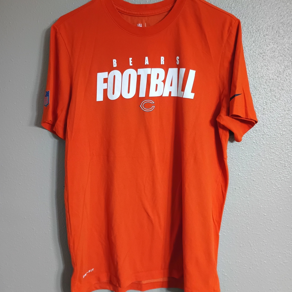 NFL Chicago Bears Football Orange T-Shirt Size Medium
